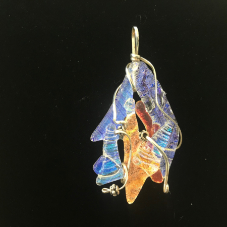Color Tour Sterling Silver wrap pendant with 18'' sterling silver chain