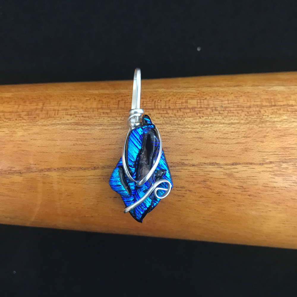 Midnight Blue Pendant – Small