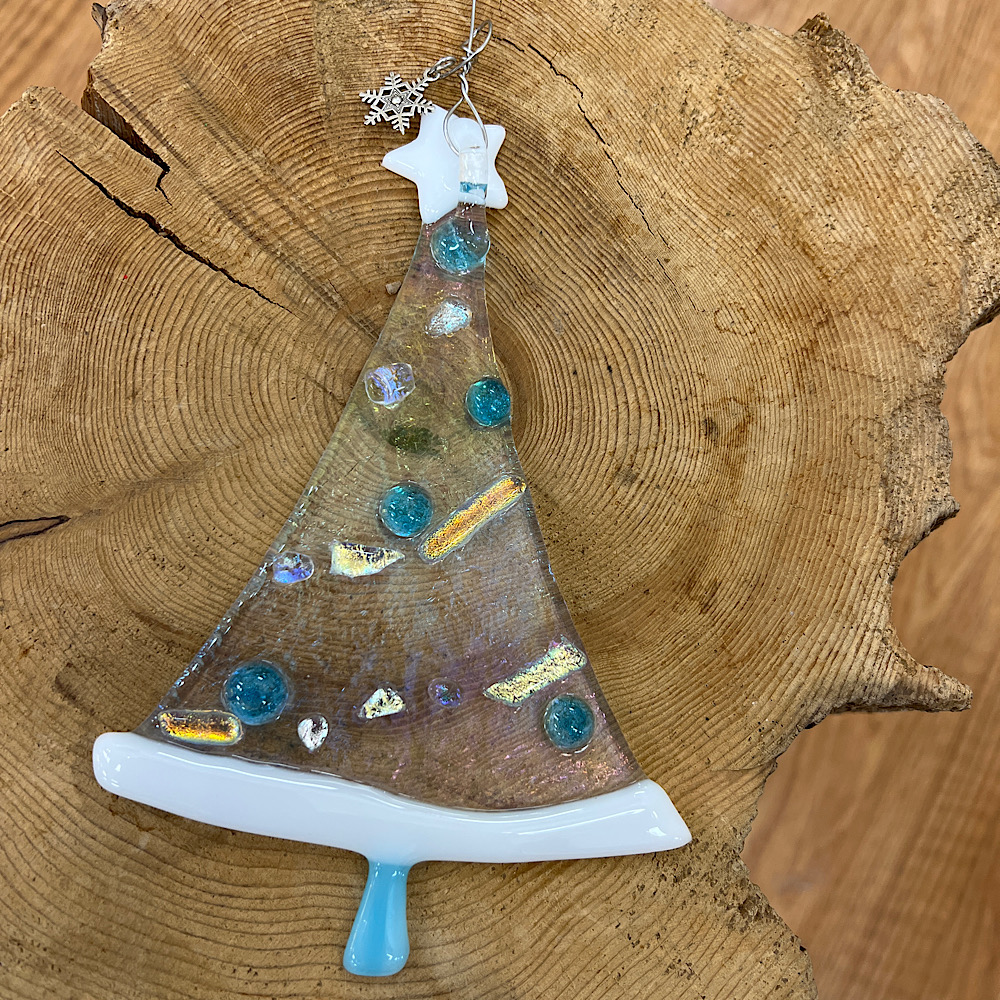 Sparkle brightly tree